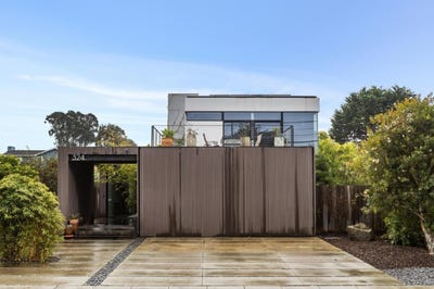 /international/us/324-kelly-ave-half-moon-bay-ca-110109025971/