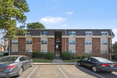 /international/us/501-jones-ferry-road-carrboro-nc-110106975439/