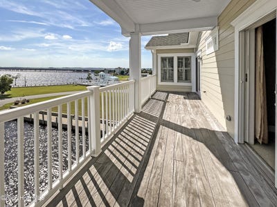 /international/us/148-wharf-landing-drive-edenton-nc-110100686528/