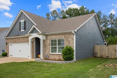 /international/us/9549-firebrick-drive-kimberly-al-110120037123/