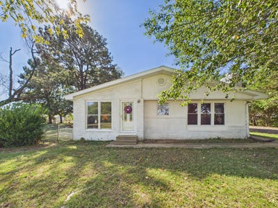 /international/us/1285-kentucky-339-sedalia-ky-110120459382/