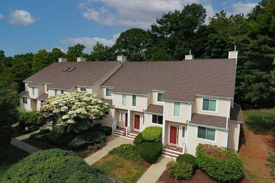 /international/us/28-gaslight-ln-easton-ma-110108998273/