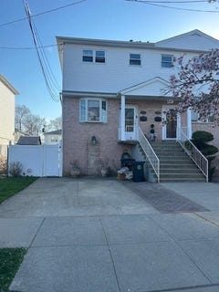 /international/us/2256-bergen-avenue-brooklyn-ny-110107691987/