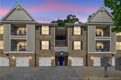 /international/us/208-fountainhead-lane-fayetteville-nc-110108611885/