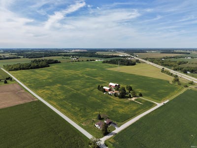 /international/us/17728-schroeder-road-decatur-in-110110222367/