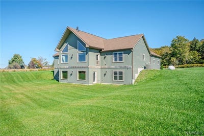 /international/us/436-bear-road-cowlesville-ny-110120408311/
