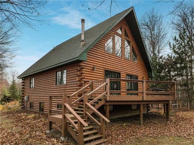 /international/us/14665-w-buckeye-lane-stone-lake-wi-110094820177/