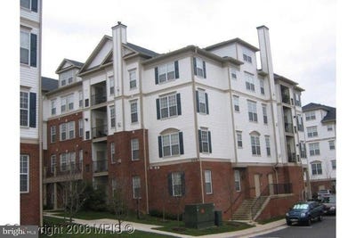 /international/us/11508-sperrin-circle-fairfax-va-110119487146/
