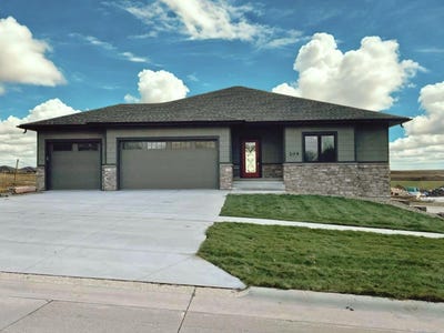 /international/us/204-18th-st-se-lemars-ia-110105507838/