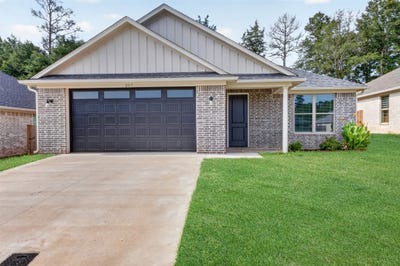 /international/us/257-oak-valley-drive-gilmer-tx-110108507948/