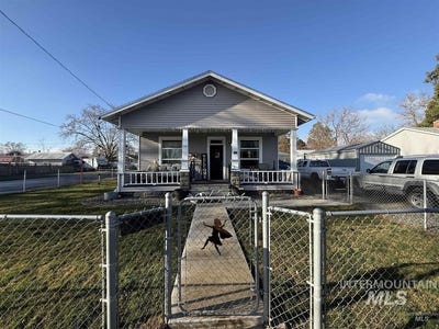 /international/us/1148-6th-street-clarkston-wa-110106341313/