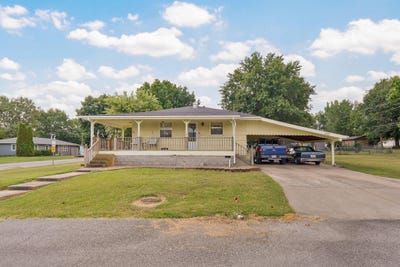 /international/us/609-seneker-avenue-mt-vernon-mo-110119597304/