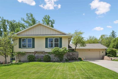 /international/us/5201-broadlawn-dr-se-cedarrapids-ia-110108178914/