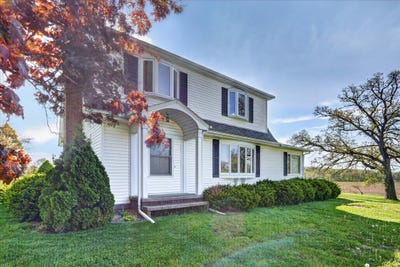 /international/us/14529-w-spring-valley-road-orfordville-wi-110107883030/
