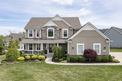 /international/us/4055-deer-lake-drive-medina-oh-110108332919/