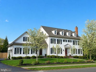 /international/us/904-locust-st-herndon-va-110108533332/