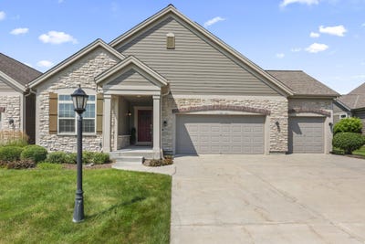 /international/us/w179n11437-blackstone-cir-germantown-wi-110101426955/