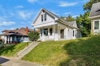 /international/us/2325-s-15th-street-st-joseph-mo-110120626452/
