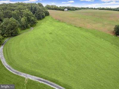 /international/us/2500-sams-creek-rd-westminster-md-110100353907/