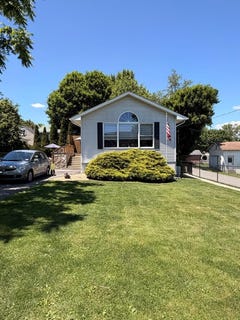 /international/us/105-spring-street-beckley-wv-110108568940/