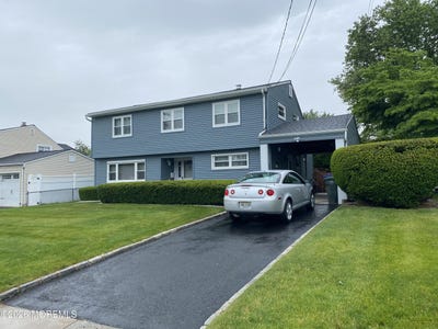 /international/us/169-southwood-drive-old-bridge-nj-110108302464/