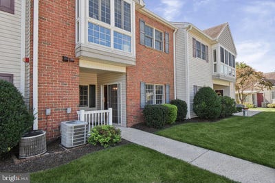 /international/us/2461-e-high-street-pottstown-pa-110120026685/
