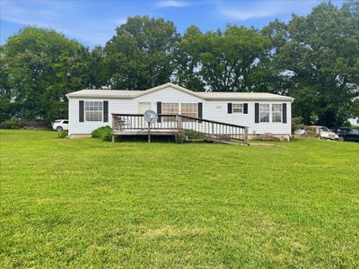 /international/us/18233-county-road-361-preston-mo-110108443006/