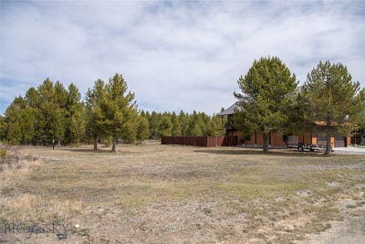 /international/us/nnn-moose-drive-w-west-yellowstone-mt-110107571895/