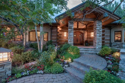 /international/us/480-n-walnut-ketchum-id-110093815575/
