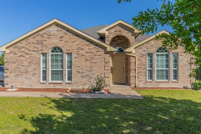/international/us/301-wintergreen-court-weatherford-tx-110107310135/