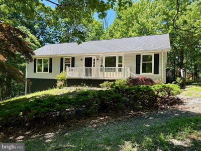 /international/us/213-harvey-road-harpers-ferry-wv-110108411636/