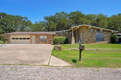 /international/us/308-half-moon-way-runaway-bay-tx-110101064176/?lang=en