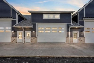 /international/us/840-s-18th-ave-sturgeon-bay-wi-110108124748/