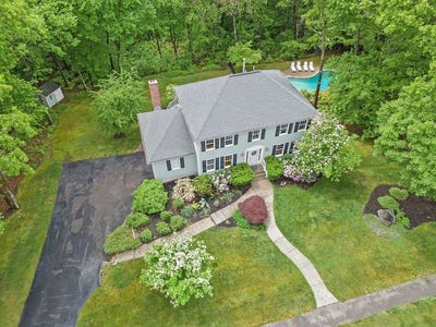 /international/us/11-peters-ln-franklin-ma-110108294823/
