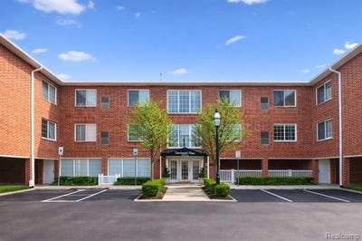 /international/us/444-chester-street-birmingham-mi-110107397745/