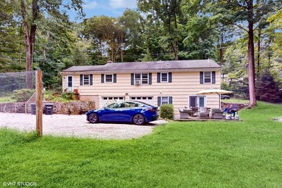 /international/us/305-westport-turnpike-fairfield-ct-110106815000/