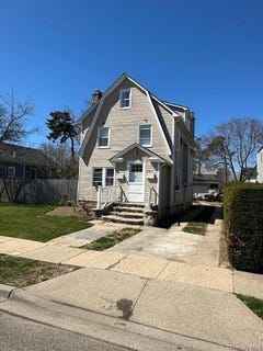 /international/us/261-rutland-road-freeport-ny-110107159641/