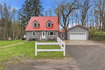/international/us/4477-haag-road-eden-ny-110107796500/