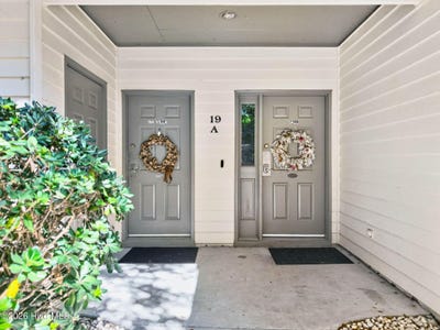 /international/us/222-sw-clubhouse-road-sunset-beach-nc-110120044055/