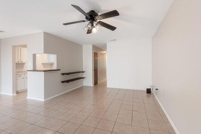 /international/us/210-w-austin-street-nacogdoches-tx-110108961104/