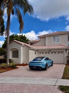 /international/us/23426-alzira-circle-boca-raton-fl-110106477021/
