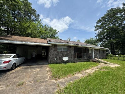 /international/us/1202-tacoma-str-dothan-al-110108876582/