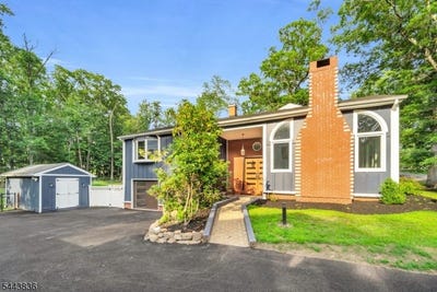/international/us/12-haring-dr-old-tappan-boro-nj-110109229381/