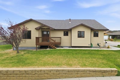 /international/us/5134-misty-woods-lane-rapid-city-sd-110107666069/