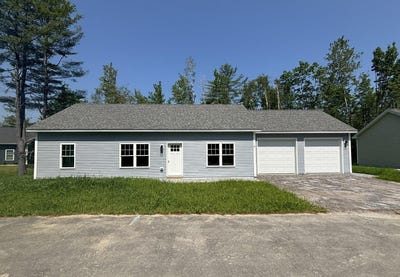/international/us/5-car-ty-court-lewiston-me-110101050853/?lang=en