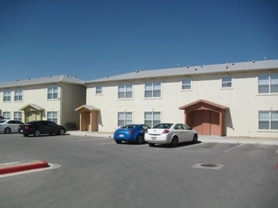/international/us/10021-railroad-drive-el-paso-tx-110103724591/