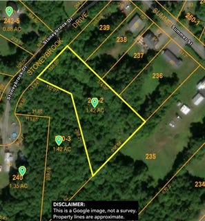 /international/us/tbd-stoneybrook-drive-oakland-me-110119664535/