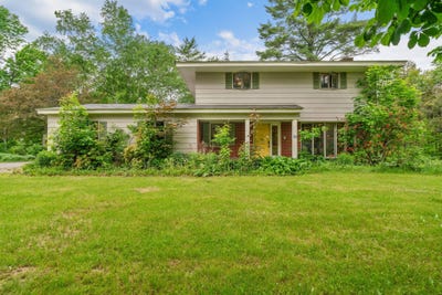 /international/us/164-arbor-terrace-pittsfield-me-110108724153/