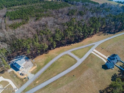 /international/us/251-s-brightleaf-drive-minnesott-beach-nc-110093425108/