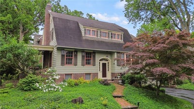 /international/us/306-berkeley-drive-syracuse-ny-110100814160/?lang=en